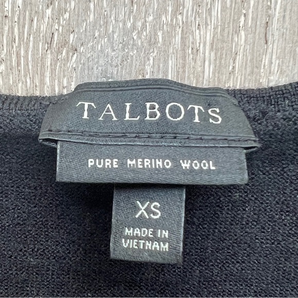 Talbots Womens Black Classic Merino Wool V-Neck Minimalist Pullover Sweater XS - Picture 3 of 7